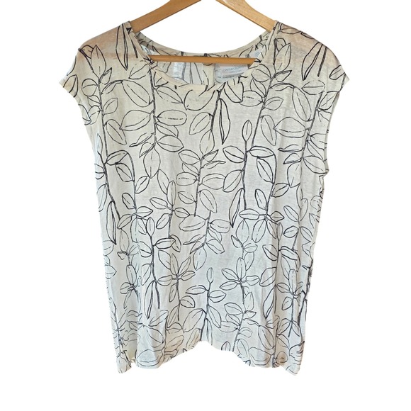 Cynthia Rowley Tops - Cynthia Rowley Linen‎ Top Floral Print Button Back Sleeveless Blouse Medium